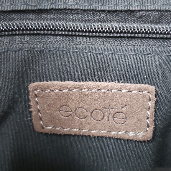 Ecoté suede fringe crossbody bag - Picture 4 of 15